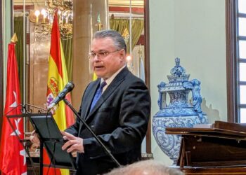 El embajador búlgaro, Todor Stoyanov, se dirige a los invitados a la recepción./ Foto: DN