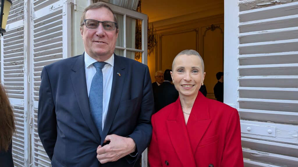 El embajador de Estonia, Andres Rundu, y la ministra plenipotenciaria de Polonia, Monika Anna Krzepkowska.