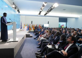 El presidente Bassirou Diomaye Faye se dirige a los asistentes al encuentro empresarial./ Fotos: Cámara de España
