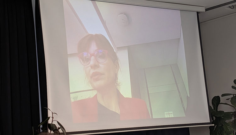 diputada al Parlamento Europeo, del Grupo de la Alianza Progresista de Socialistas y Demócratas.
