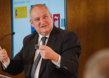 Jordi Hereu, minister of industry and tourism.