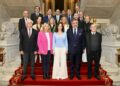 Foto de Familia de los miembros del Consejo Directivo de la Cámara de Madrid con la presidenta de la Comunidad, Isabel Díaz Ayuso; la vicealcaldesa de la capital, Inmaculada Sanz; el presidente de la Cámara, Ángel Asensio; el presidente de CEIM, Miguel Garrido (izda.); y el presidente de la Cámara de España, José Luis Bonet (dcha.)./ Foto: Cámara de Madrid