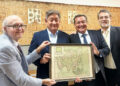 South Korean Ambassador Lim Soosuk, along with Álvaro Hidalgo, president of the Spanish Center for Korean Research (CEIC) and professors attached to that institution. /Photo: Korean Embassy