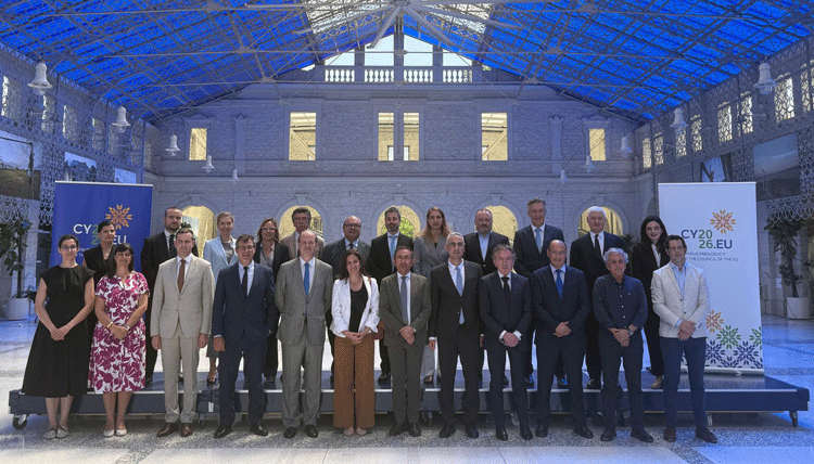 Family photo of diplomatic delegations and authorities at the meeting in Casa Mediterráneo. /Photo: Embassy of Cyprus