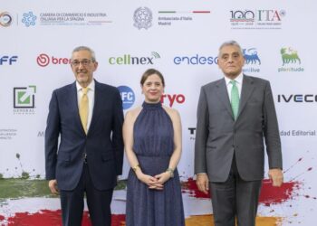 Marco Pizzi, Amparo López Senovilla and Giuseppe Buccino./ Photo: Italian Embassy