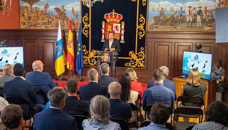 The Minister of Agriculture, Fisheries and Food, Luis Planas, at the commemoration of the 30th anniversary of the Canary Islands Marine Reserves