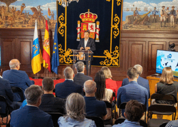 El ministro de Agricultura, Pesca y Alimentación, Luis Planas, en la conmemoración del 30 aniversario de las Reservas Marinas de Canarias
