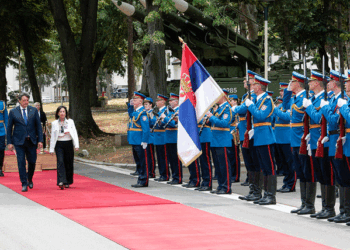 La ministra Margarita Robles durante su visita a Belgrado.