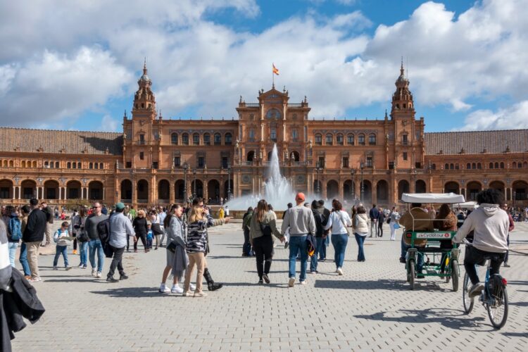 Plaza de España en Sevilla./ Foto: juanorihuela / iStock