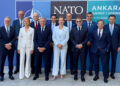 Foto de familia de los mandatarios participantes en la iniciativa sobre seguridad marítima en el Atlántico Norte, el mar Báltico y el Ártico./ Foto: Pool Moncloa/Borja Puig, Pool OTAN y Pool Presidencia Turquía