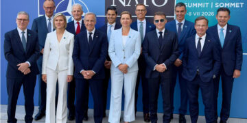 Foto de familia de los mandatarios participantes en la iniciativa sobre seguridad marítima en el Atlántico Norte, el mar Báltico y el Ártico./ Foto: Pool Moncloa/Borja Puig, Pool OTAN y Pool Presidencia Turquía