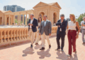 El ministro Albares durante su visita a las obras de la nueva sede de Casa Asia en Barcelona. /Foto: MAEC