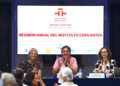 From left to right: María José García Pelayo, mayor of Jerez de la Frontera; Luis García Montero, director of the Instituto Cervantes, and Carmen Noguero, secretary general of the Instituto Cervantes. /Photo: Jerez de la Frontera City Council
