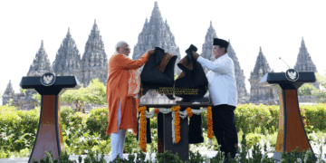 Prime Minister Shri Narendra Modi, together with Prabowo Subianto, the president of Indonesia, visited the Temple Complex of Prambanan, a UNESCO World Heritage site, in Yogyakarta (Indonesia). /Photo: Courtesy of the Embassy of India