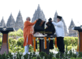 El primer ministro, Shri Narendra Modi, junto a Prabowo Subianto, presidente de Indonesia, visitó el Complejo del Templo de Prambanan, un sitio del Patrimonio Mundial de la UNESCO, en Yogyakarta (Indonesia). /Foto: Cortesía de la Embajada de la India